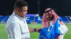 "الظاهرة" رونالدو في زيارة لنادي الهلال السعودي