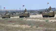 الجيش المصري يعزز تواجد مدرعاته على حدود غزة.. تفاصيل