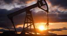 انخفاض أسعار النفط عالميا من أعلى مستوياته منذ ٥ أشهر