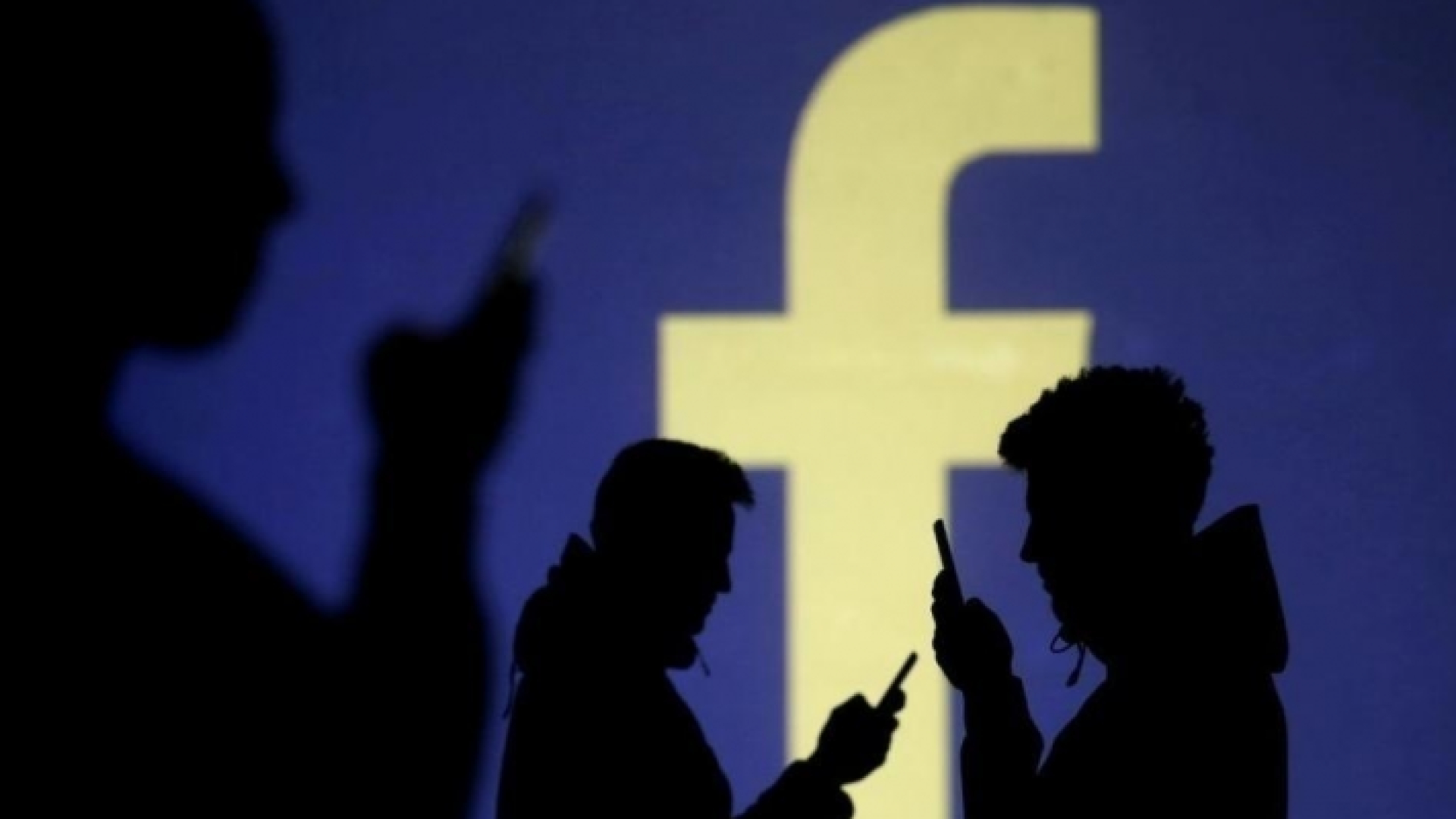 فيس بوك تعترف بتعقب مستخدميها حتى لدى تعطيلهم خاصية تحديد الموقع رؤيا الإخباري